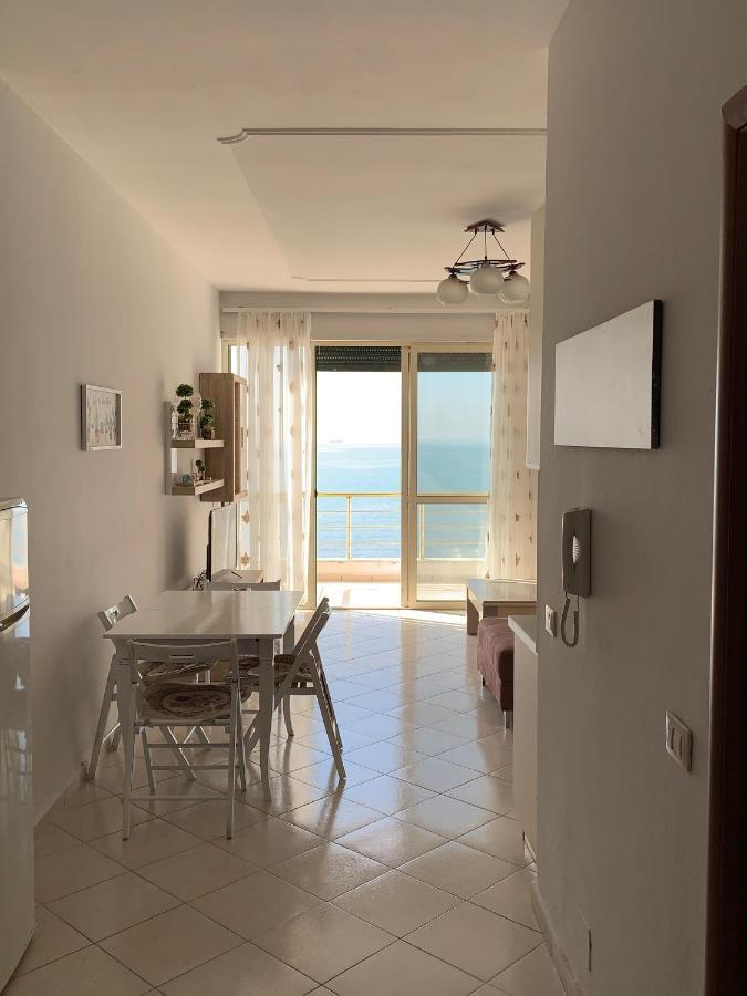 The Sunset Apartament Durrës Esterno foto